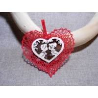 Kettenanhänger handgeklöppelt Herz mit kleinem Holzbild Handarbeit Valentinstag Geschenk für sie Bild 1