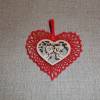Kettenanhänger handgeklöppelt Herz mit kleinem Holzbild Handarbeit Valentinstag Geschenk für sie Bild 3