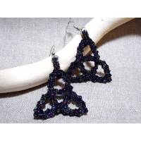 Ohrringe Keltischer Knoten handgeklöppelt Unikat schwarz multicolor  Handarbeit Geschenk für sie gothic style Bild 1