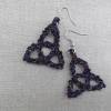 Ohrringe Keltischer Knoten handgeklöppelt Unikat schwarz multicolor  Handarbeit Geschenk für sie gothic style Bild 4
