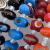 Spiralarmreif Farbenspiel in den schönsten Farben des Jahres Regenbogen Perlen mit Dots Bild 10