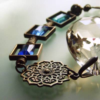 Sonnenfänger Ozean Mandala mit Regenbogenkristall Fensterschmuck Blautöne SF-AB-9