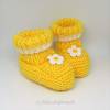 Babyschuhe gelb mit Blume, 8 cm Fußsohlenlänge, aus weicher Babywolle Bild 2