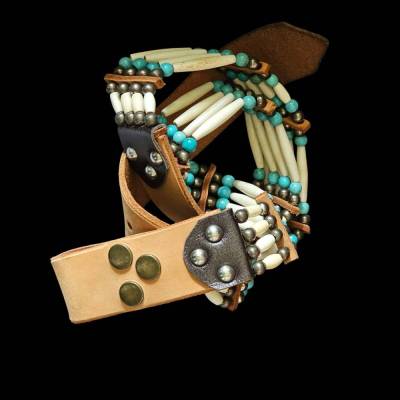 Wechselgürtel Naturleder mit Rundkopfnieten & Howlithperlen – Country Maßanfertigung