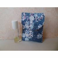 Tasche für 2 Roll-on Flaschen, Aromapflege Roll-on, Lippenstifte, Parfumflakon Bild 1