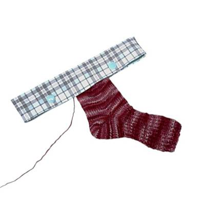 Eine Nadelspiel Halterung für 15-20 cm Nadelspiel