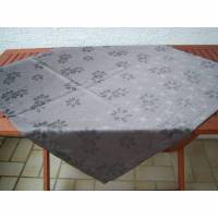 Tischdecke, leichte Mitteldecke, 90x90cm, geprägte Blumen auf grau, Polyester, pflegeleicht, waschbar bis 40° Bild 1