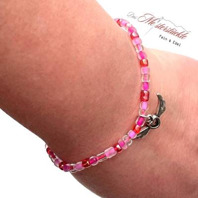 zartes Perlenarmband Flügel pink Geschenk Freundin