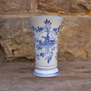 Vase im Delfter Stil / Holland Windmühle / Bisquitporzellan 80er 90er Jahre Bild 2