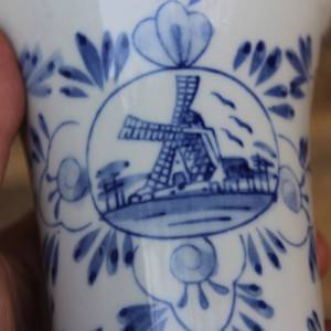 Vase im Delfter Stil / Holland Windmühle / Bisquitporzellan 80er 90er Jahre Bild 7