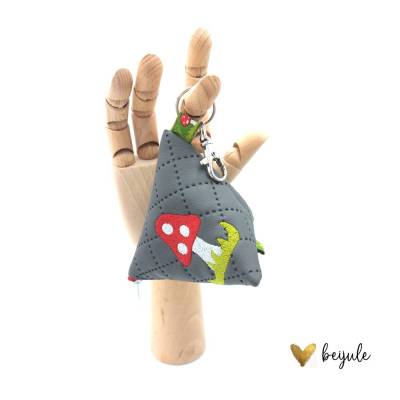 Pyramidentäschchen, im Farbton individualisierbar