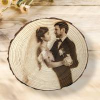 Baumscheibe zur Hochzeit - Personalisierte Holzscheiben Dekoration für festliche Holzdeko und unvergessliche Geschenke Bild 1