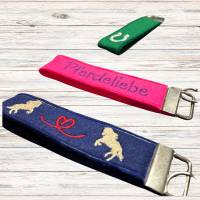 Pferde Schlüsselanhänger aus Filz, verschiedene Designs, personalisiert, Schlüsselanhänger bestickt, Pferd, Stallschlüss Bild 9