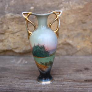 Jugendstil mini Vase / Amphore mit Landschaft / Handbemalt um 1900 Bild 2