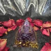 Amethyst / Kristall Pyramide, Geldsegen,positive Energie anziehen, Chakren stärken, Geschenk, Deko Bild 3