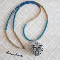 Bettelkette lang blau beige silberfarben Herz Anhänger Kette Perlenkette Perlen Holzperlen Holzkette Bild 2