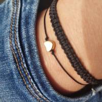 Freundschaftsarmbänder Schwarzes Herzarmband minimalistischen Stil, Flechtarmbänder Makramee-Armband, Set 2 Stück Bild 1