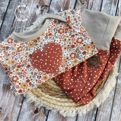 Babyset Gr. 68 Hose und Shirt Blumen und Punkte