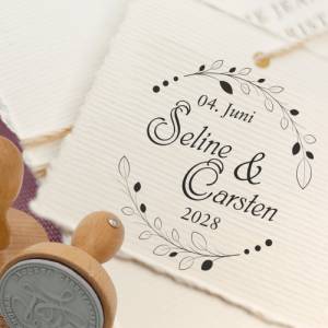 Hochzeitsstempel personalisiert - persönlicher Stempel für Hochzeitspapeterie Art.No. HO-100022 Bild 1