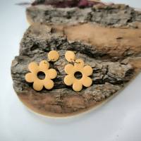 Statement-Ohrringe Blumen mit Edelstahlstecker/ Ohrringe mit Blüten / handgefertigt aus Polymer Ton Bild 2