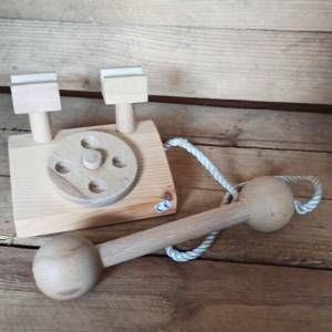 Spielzeugtelefon aus Holz für Kinder aus Naturholz ohne Lack Bild 5