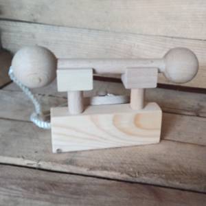 Spielzeugtelefon aus Holz für Kinder aus Naturholz ohne Lack Bild 6