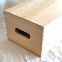 Erinnerungsbox aus Holz Hochzeit Design Eukalyptus links Bild 5