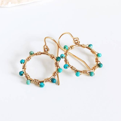 Filigrane Gold filled Ohrringe mit Türkis, goldene Ohrhänger, Edelstein Ohrschmuck