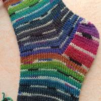 Wollsocken, handgestrickte Socken, Gr 40/41, gestrickte Socken, Regenbogen Bild 5