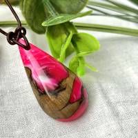 Holz Harz Halskette ,Tropfen,pink/weiss,Epoxidharz,Geschenk, Jahrestag,Geburtstag Bild 1