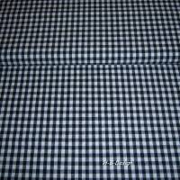 Baumwoll-Vichy-Karostoff in schwarz-weiß, durchgewebt-Ökotex 100 und waschbar bis 60°. Der Stoff liegt 150cm breit Bild 2