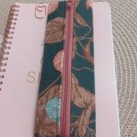 Stifteetui, Stiftemäppchen mit Gummiband, grün braun rosa Bild 2
