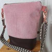 Crossbag FRIDA Damen Crossbodybag Umhängetasche schlicht Cordstoff rosa mit breiten Wechselgurtband skandi Boho Bild 8