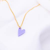 Kette Herz Lila aus Acryl 18k vergoldet lila Herzen - Halskette Herzchen allergikerfreundlich Geschenkidee Schmuck Charm Bild 3