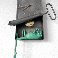 Ölsardinenfrosch Uhr, Wanduhr Frosch, Pendeluhr, Fischkonserve als Uhr, lustige Uhr, Frosch Uhr, Konservendose Bild 9