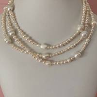 Perlenkette extra lang 140 cm, weiß, Zuchtperlenkette mit Zirkonia, besonderes Geschenk, Handarbeit aus Bayern Bild 3