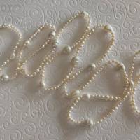 Perlenkette extra lang 140 cm, weiß, Zuchtperlenkette mit Zirkonia, besonderes Geschenk, Handarbeit aus Bayern Bild 9