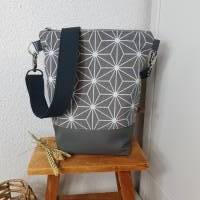 Crossbodybag FRIDA Damen Crossbag Umhängetasche schlicht Canvas Kunstleder geometrisches Muster grau Bild 1