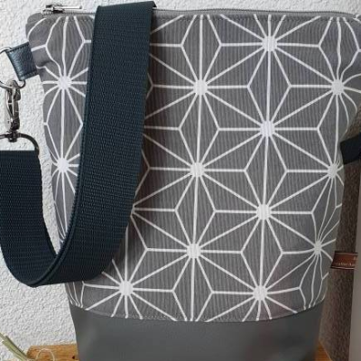 Crossbodybag FRIDA Damen Crossbag Umhängetasche schlicht Canvas Kunstleder geometrisches Muster grau