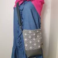 Crossbodybag FRIDA Damen Crossbag Umhängetasche schlicht Canvas Kunstleder geometrisches Muster grau Bild 8
