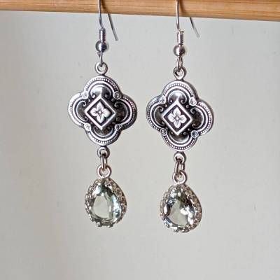 Ohrringe im Stil des Art Nouveau mit echten Prasiolithen