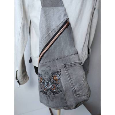 Crossbody Bag Rucksack Handtasche aus Jeans mit Stickerei