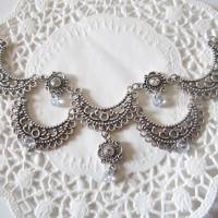 Collier Halskette, romantischer Halsschmuck mit Kristallsteinen , Edelstahlkette, Geschenk Bild 4