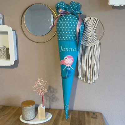 Schultüte Nixe, Zuckertüte türkis mit Namen bestickt, aufwendige Stoff-Schultüte