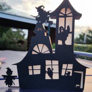 3D Druck Halloween Geisterhaus Deko mit Geistern , Hexe , Vogelscheuche Bild 4