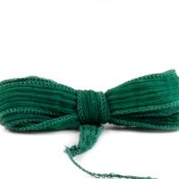 Seidenband Crinkle Crêpe Tannengrün 1m 100% Seide handgenäht handgefärbt Schmuckband Wickelarmband Bild 2