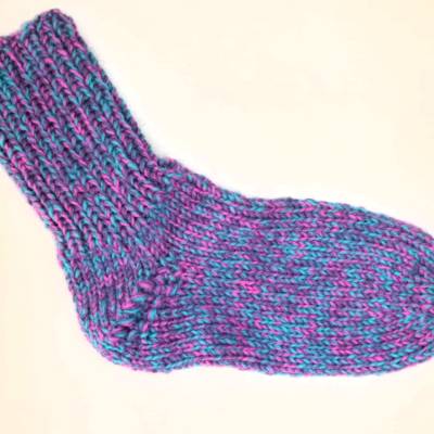 Handgestrickte dicke Socken in türkis, pink, lila melliert Größe 34/35
