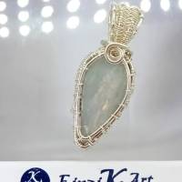Schmuckanhänger Opal-Doublette milchig-weiß in 925 Sterlingsilber gewebt Bild 1