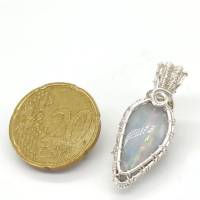Schmuckanhänger Opal-Doublette milchig-weiß in 925 Sterlingsilber gewebt Bild 2