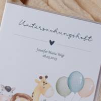 U-Heft und Impfpass Hülle personalisiert LUSTIGE TIERE ANHÄNGER Schutzhülle mit Namen Geschenk für Geburt Mädchen junge Bild 4